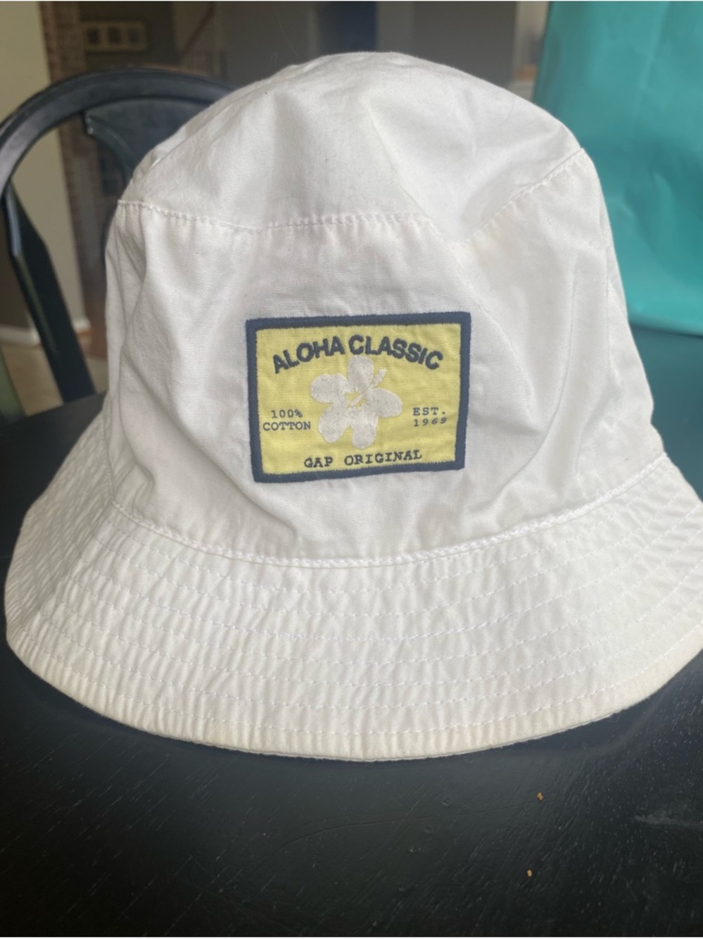NWT GAP White Bucket Hat with Aloha Classic Patch- Vintage